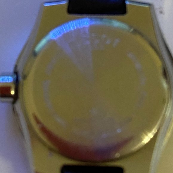 Vintage Tissot Petite Women's Watch - Picture 3 of 5